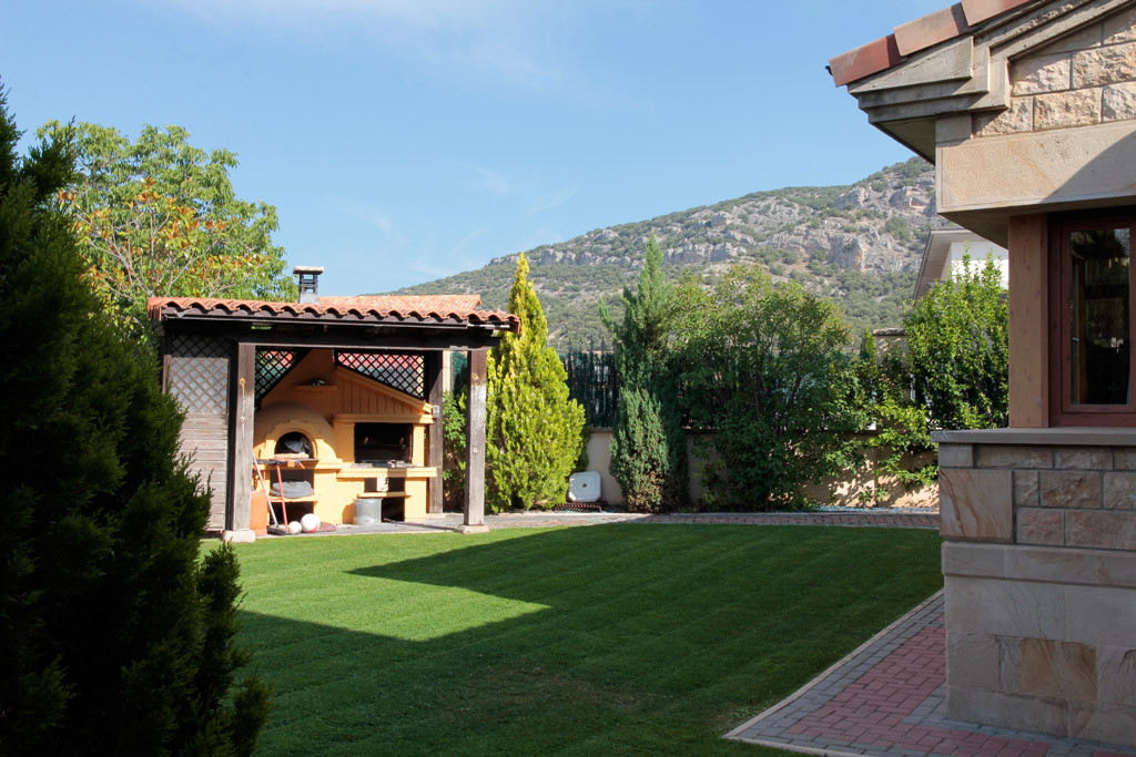 150-498485443930497291